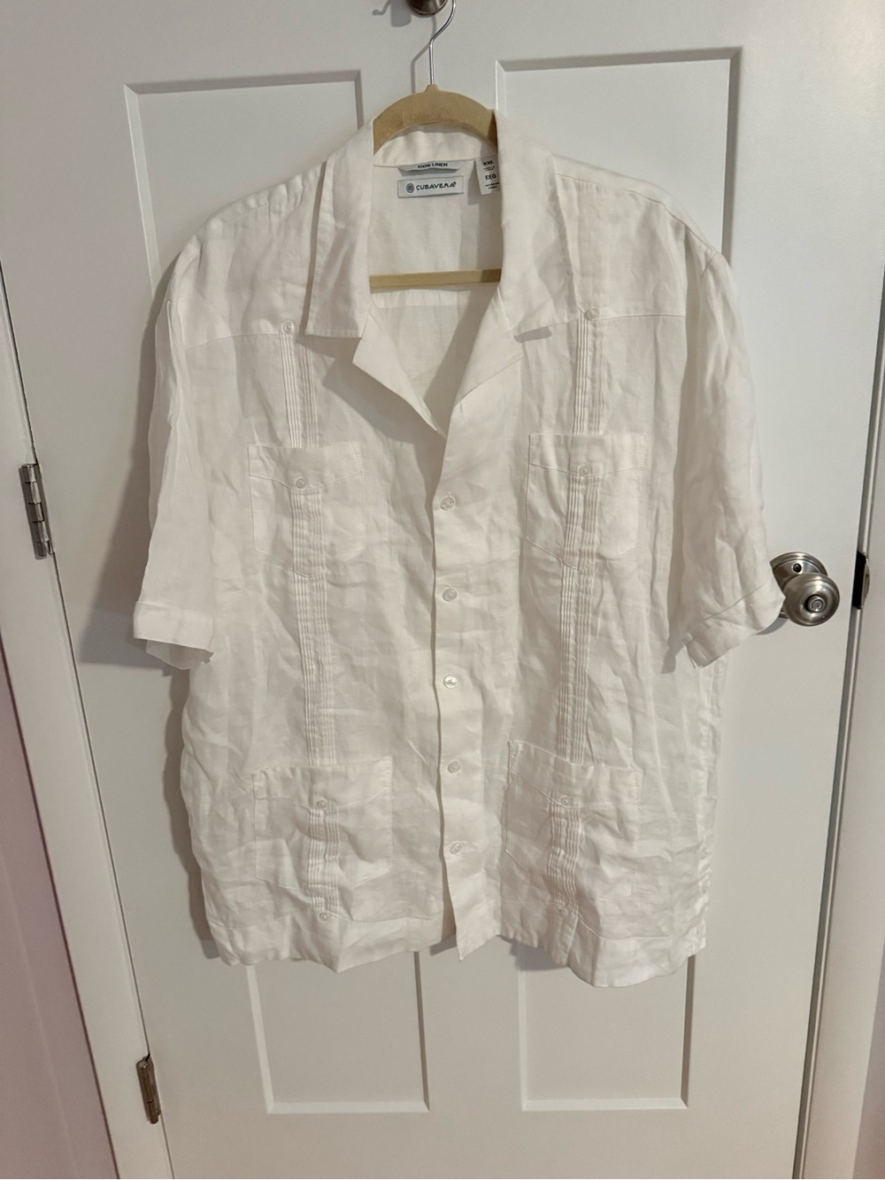 Cubavera White Short-Sleeve Linen Guayabera Button-Down Shirt